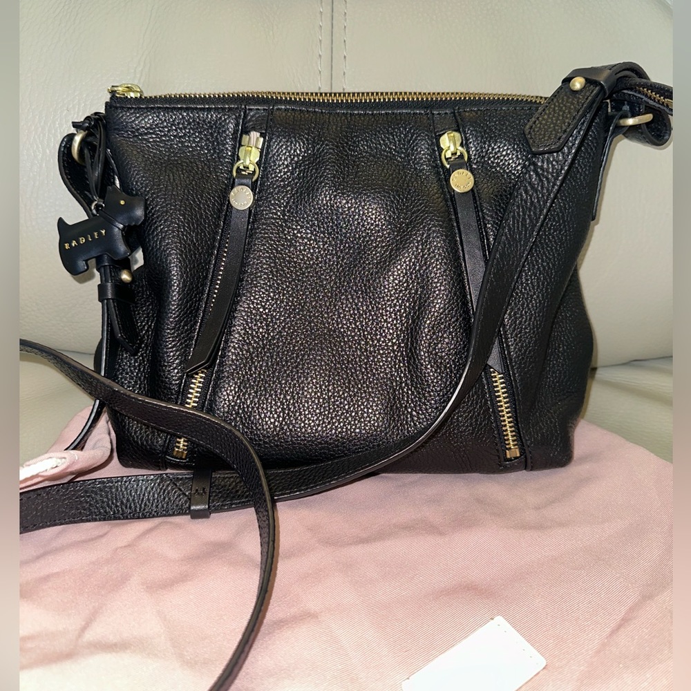 Radley London Fountain Road Black Leather Crossbody I… Gem
